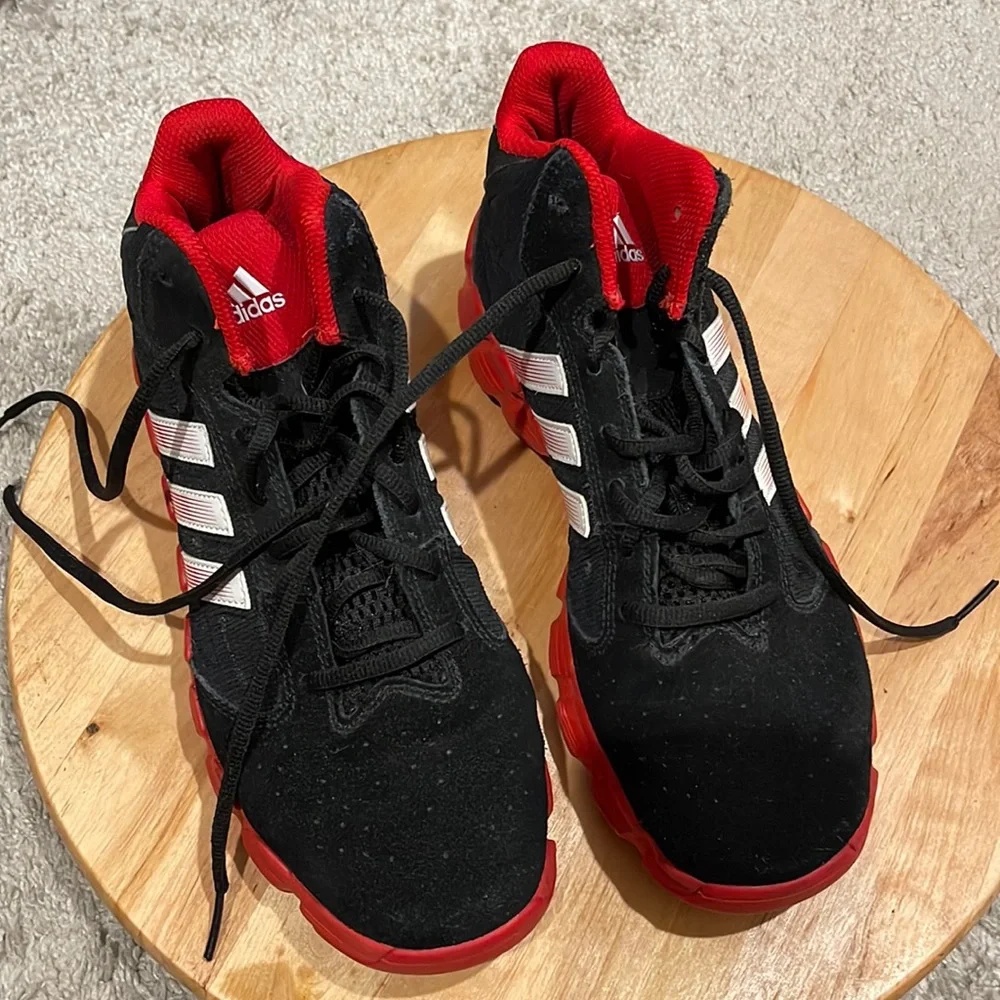 Adidas black suede sneakers with red accent and white stripes - Picture 1 of 6